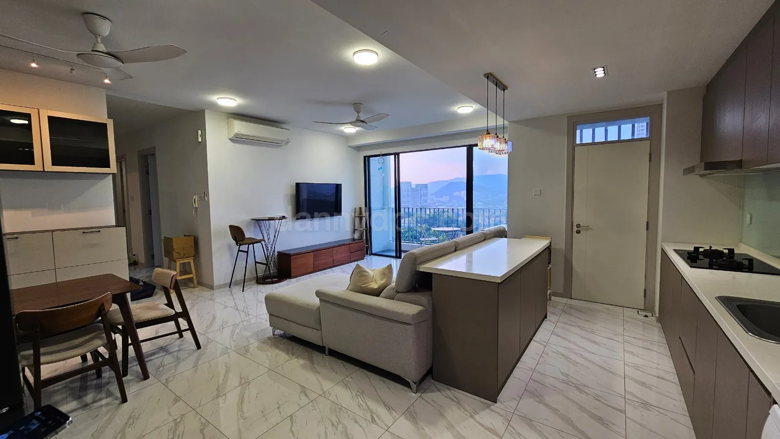 South Brooks 3 Bedroom Condominium For Rent — photo 1